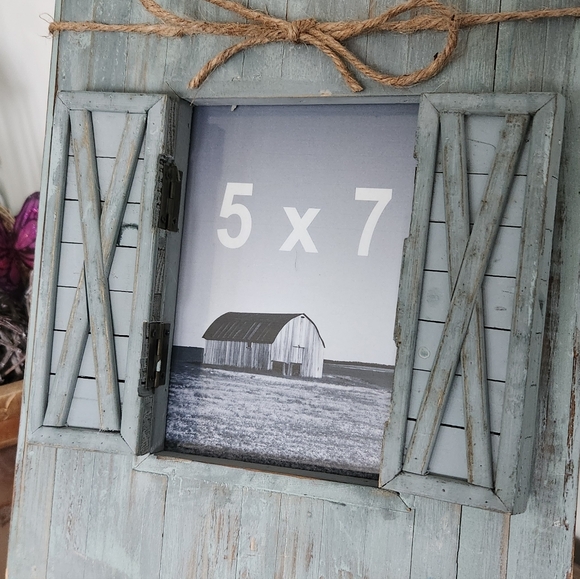 Rustic Picture Frame with Barn Doors, Kelly Berkey Art, 5x7 Picture Frame Unique - Picture 5 of 16